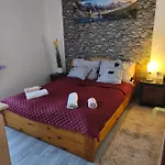 Furo Vendeghaz 2 Апартаменты *